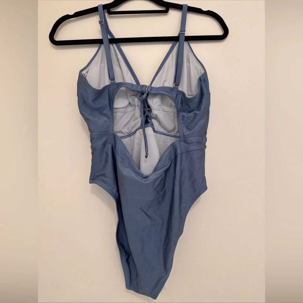 Cupshee Bathing Suit. NWT. Removable cups. Size L - Picture 3 of 3